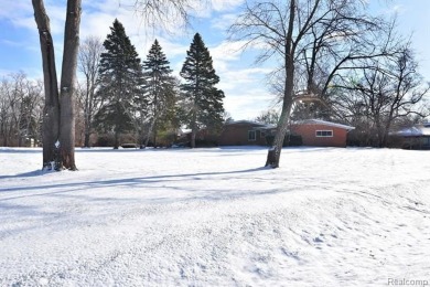 This is a spectacular opportunity to build the home of your on Oakland Hills Country Club in Michigan - for sale on GolfHomes.com, golf home, golf lot