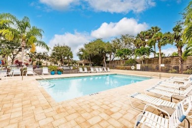 Beautiful, Bright, Lake View Townhouse at the Verandah! End Unit on Verandah Golf Course and Club in Florida - for sale on GolfHomes.com, golf home, golf lot