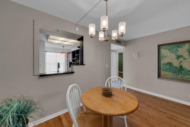 WELCOME HOME TO THIS CHARMING 2 BEDROOM, 2 BATH CONDO WITH on Marina Lakes Golf Course in Florida - for sale on GolfHomes.com, golf home, golf lot
