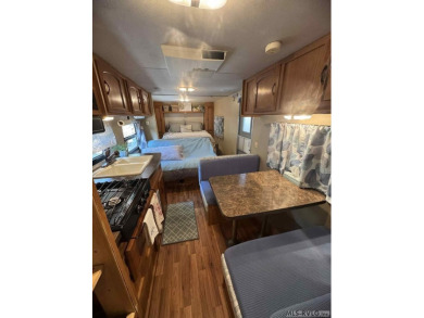 Move - in ready getaway!! Don't miss this charming 2 bedroom, 1 on River Ridge Golf Club in Virginia - for sale on GolfHomes.com, golf home, golf lot