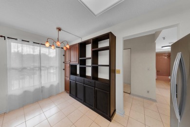 WELCOME HOME TO THIS CHARMING 2 BEDROOM, 2 BATH CONDO WITH on Marina Lakes Golf Course in Florida - for sale on GolfHomes.com, golf home, golf lot