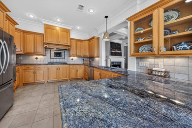 LUXURY LIVING AT LAKE SINCLAIR! MILLION DOLLAR VIEWS, LOCATION on Milledgeville Country Club in Georgia - for sale on GolfHomes.com, golf home, golf lot