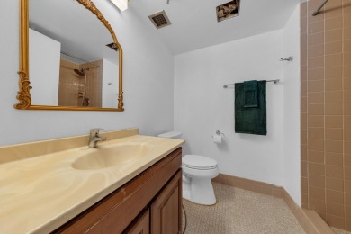 WELCOME HOME TO THIS CHARMING 2 BEDROOM, 2 BATH CONDO WITH on Marina Lakes Golf Course in Florida - for sale on GolfHomes.com, golf home, golf lot