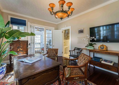 Thistle Dhu is a celebrated Pinehurst landmark where American on Pinehurst Resort and Country Club in North Carolina - for sale on GolfHomes.com, golf home, golf lot