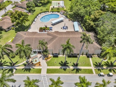WELCOME HOME TO THIS CHARMING 2 BEDROOM, 2 BATH CONDO WITH on Marina Lakes Golf Course in Florida - for sale on GolfHomes.com, golf home, golf lot