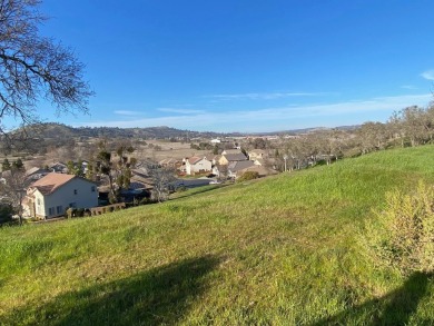 Discover this beautifully maintained 4 bedroom/2 bath home on La Contenta Golf Course in California - for sale on GolfHomes.com, golf home, golf lot