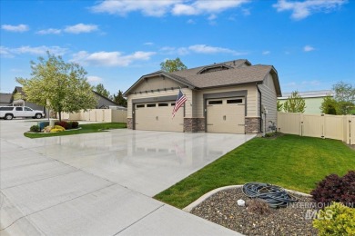 Impeccable newer Hayden home near Lake Lowell and Red Hawk Golf on Hunters Point Golf Club in Idaho - for sale on GolfHomes.com, golf home, golf lot