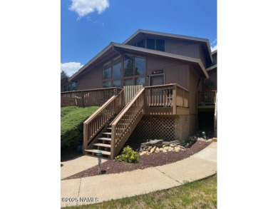 3 bedroom 2 bath townhome in Continental Country Club. Move in on  in Arizona - for sale on GolfHomes.com, golf home, golf lot