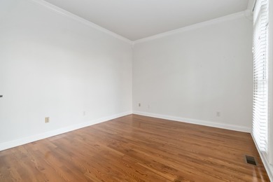 Check out this stunning brick estate perfectly situated on the on Crooked Creek Golf Club in Kentucky - for sale on GolfHomes.com, golf home, golf lot