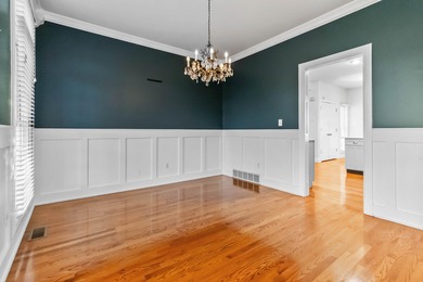 Check out this stunning brick estate perfectly situated on the on Crooked Creek Golf Club in Kentucky - for sale on GolfHomes.com, golf home, golf lot