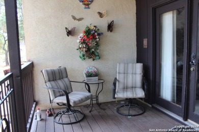 THIS CONDO IS ON THE GOLF COARSE AND IS JUST 1/2 BLOCK FROM THE on Canyon Lake Golf Club in Texas - for sale on GolfHomes.com, golf home, golf lot