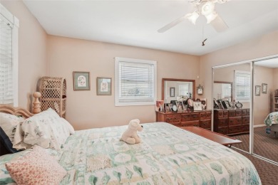 Welcome to carefree retirement living in the vibrant and on North Lakes Golf Course in Florida - for sale on GolfHomes.com, golf home, golf lot