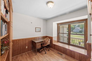 Beautifully maintained 5 BR, 2.5 BA Colonial on 1 plus acre on Western Lakes Golf Club in Wisconsin - for sale on GolfHomes.com, golf home, golf lot