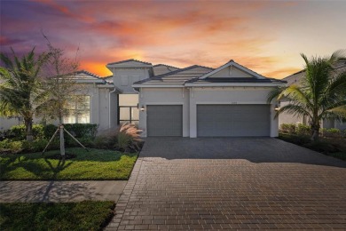 GOLF MEMEBERSHIP, TURNKEY, SUMMERVILLE HOME with TILE THROUGHOUT on Heritage Landing Golf  in Florida - for sale on GolfHomes.com, golf home, golf lot