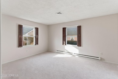 Welcome to this well-maintained 2 bedroom, 2 bathroom on Rossmoor Golf Club in New Jersey - for sale on GolfHomes.com, golf home, golf lot