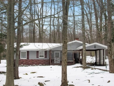 Charming 3 bedroom, 2 bath ranch home near Silverwoods Golf Cours on Treasure Lake - Silver in Pennsylvania - for sale on GolfHomes.com, golf home, golf lot