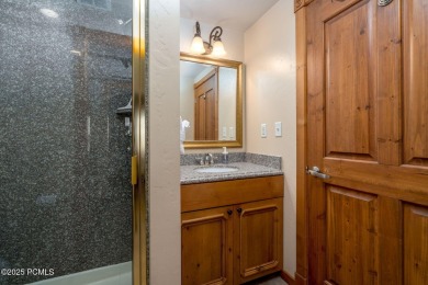 Alpine living at it's best, fully furnished, first floor condo on Homestead Golf Club and Resort in Utah - for sale on GolfHomes.com, golf home, golf lot