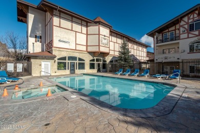 Alpine living at it's best, fully furnished, first floor condo on Homestead Golf Club and Resort in Utah - for sale on GolfHomes.com, golf home, golf lot