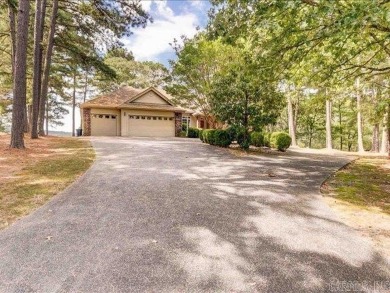 AGENTS, PLEASE CONTINUE TO SHOW...BUYER'S HAVE A HOME TO SELL on Diamondhead Golf and Country Club in Arkansas - for sale on GolfHomes.com, golf home, golf lot