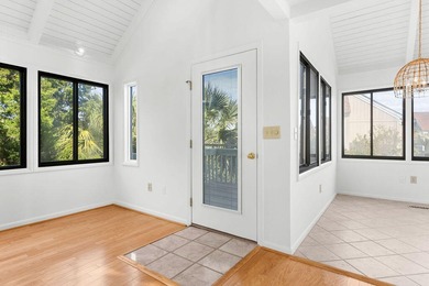 Adorable 2-bedroom, 2.5-bath Sealoft Villa. Wood-burning on The Seabrook Island Club in South Carolina - for sale on GolfHomes.com, golf home, golf lot