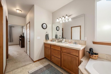 MLS# 290107 Tucked into Loden Greens, in the middle of Canyon on Canyon Lakes Golf Course in Washington - for sale on GolfHomes.com, golf home, golf lot