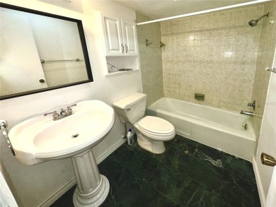 PRICE REDUCED, SADDLEBROOK GOLF COUNTRY CLUB, a resort-style on Saddlebrook Golf and Country Club in Florida - for sale on GolfHomes.com, golf home, golf lot