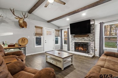 Welcome to this adorable, move-in-ready home on a large lot in on Hide-A-Way Lake Golf Course in Texas - for sale on GolfHomes.com, golf home, golf lot