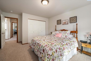 MLS# 290107 Tucked into Loden Greens, in the middle of Canyon on Canyon Lakes Golf Course in Washington - for sale on GolfHomes.com, golf home, golf lot