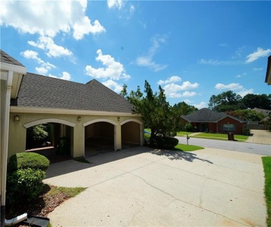Welcome to this charming 3-bedroom, 2-bath home in the desirable on Arrowhead Country Club in Alabama - for sale on GolfHomes.com, golf home, golf lot