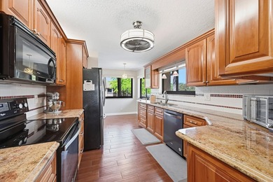 Welcome home to Pine Island Ridge Gardens III where comfort on Pine Island Ridge Country Club in Florida - for sale on GolfHomes.com, golf home, golf lot