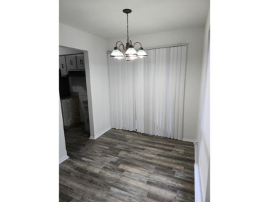 Beautifully Updated Condo - Move-In Ready! A completely on The Links At Fox Meadows in Tennessee - for sale on GolfHomes.com, golf home, golf lot