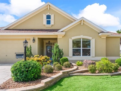 NEARLY 2,800 SQFT of Premier living! This CUSTOM, EXPANDED on The Links of Spruce Creek in Florida - for sale on GolfHomes.com, golf home, golf lot