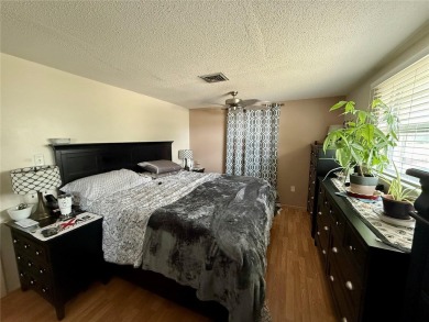 Discover Florida living in this inviting 2-bedroom, 1.5-bathroom on Venice East Golf Club in Florida - for sale on GolfHomes.com, golf home, golf lot