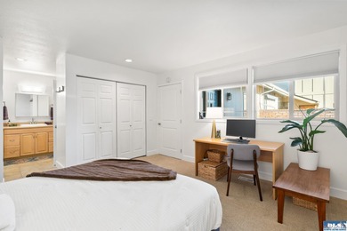 Tastefully updated, this 2 bed, 2 bath condo in sought-after on SunLand Golf and Country Club in Washington - for sale on GolfHomes.com, golf home, golf lot