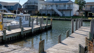 Want to be close to water, smell salt air, feel Bay Breezes on Captains Cove Golf and Yacht Club in Virginia - for sale on GolfHomes.com, golf home, golf lot