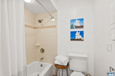 Tastefully updated, this 2 bed, 2 bath condo in sought-after on SunLand Golf and Country Club in Washington - for sale on GolfHomes.com, golf home, golf lot