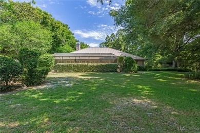 Black Diamond Ranch: Your Sun-Drenched Florida Oasis! Discover on Black Diamond Ranch Golf Course in Florida - for sale on GolfHomes.com, golf home, golf lot