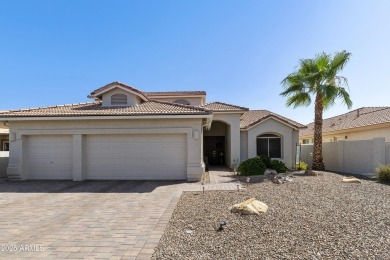 Beautifully updated 3BR, 2.5BA Marbella model on a large lot in on Oakwood Golf Club  in Arizona - for sale on GolfHomes.com, golf home, golf lot