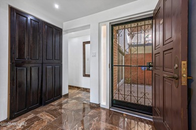 Beautifully remodeled 2-bedroom, 2-bathroom ground-floor on Randolph Park Golf Courses in Arizona - for sale on GolfHomes.com, golf home, golf lot