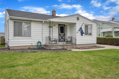 Welcome to 2918 Jerauld Avenue -- a charming, well-kept ranch in on Hyde Park Municipal Golf Course - Hyde Park 1 in New York - for sale on GolfHomes.com, golf home, golf lot