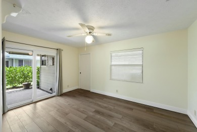 Meticulously Maintained and beautifully updated 3-bedroom on Eagle Wood Golf Course in Florida - for sale on GolfHomes.com, golf home, golf lot
