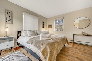 Come and see this updated 3 bedroom 2 bath contemporary home on The Hideout Golf in Pennsylvania - for sale on GolfHomes.com, golf home, golf lot