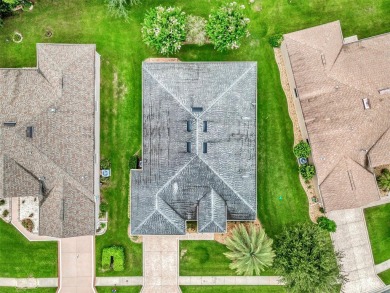 AVAILABLE FOR QUICK CLOSING. Affordable Low-Maintenance Stucco on Arlington Ridge Golf Club in Florida - for sale on GolfHomes.com, golf home, golf lot