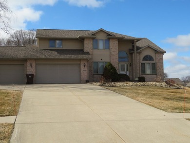 Custom built one owner 2 story home overlooking Park Hills golf on Park Hills Golf Course in Illinois - for sale on GolfHomes.com, golf home, golf lot