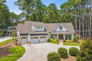 Southern Charm at its finest! This elegant 4 bedroom, 3.5 on Hampton Hall Club in South Carolina - for sale on GolfHomes.com, golf home, golf lot