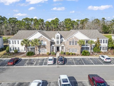 Bright and airy perfectly describes this spacious 3-bedroom on Wachesaw Plantation East Golf Course in South Carolina - for sale on GolfHomes.com, golf home, golf lot