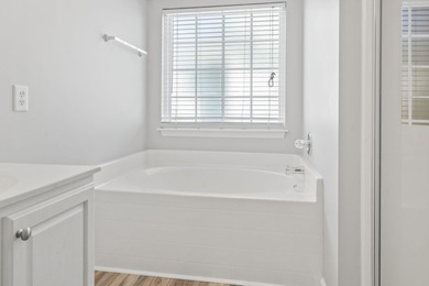 Bright and airy perfectly describes this spacious 3-bedroom on Wachesaw Plantation East Golf Course in South Carolina - for sale on GolfHomes.com, golf home, golf lot