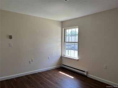 Welcome to 393 A Woodbridge Dr. nestled in desirable 55+ 24 hour on Leisure Village Golf Course in New York - for sale on GolfHomes.com, golf home, golf lot