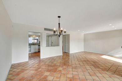 Charming 2 bedroom, 2 bathroom Villa, covered parking for 2 on The President Country Club in Florida - for sale on GolfHomes.com, golf home, golf lot