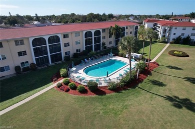 MOVE IN READY and includes IMMEDIATE COUNTRY CLUB MEMBERSHIP and on High Point Country Club in Florida - for sale on GolfHomes.com, golf home, golf lot